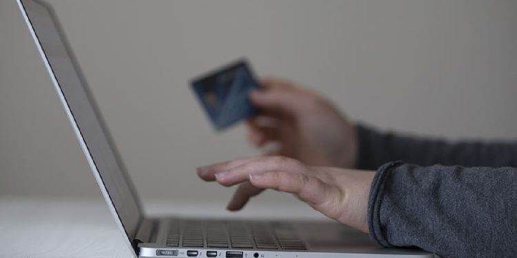 Dolandırıcılıkta yeni yöntemle banka ve kredi kartı bilgileri çalınıyor: Ne yapılmalı?