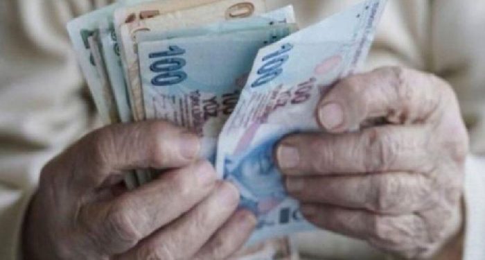 Emeklilere 5 bin lira ikramiye ödemesi TBMM’de kabul edildi