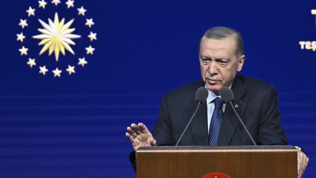 Erdoğan'dan Filistin çıkışı: 'Amerika nere, Akdeniz, İsrail, Filistin nere? Ne işin var orada?'