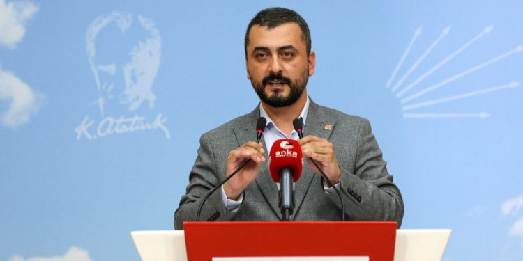 Eren Erdem: Onlarca Facebook, TikTok ve Instagram sayfam var!