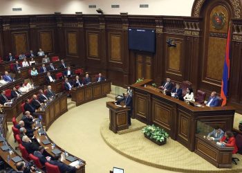 Ermenistan, Putin için yakalama kararı çıkaran Uluslararası Ceza Mahkemesi üyeliğini onayladı