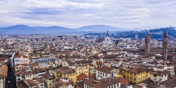 Floransa, tarihi merkezde kısa dönemli kiralamaları yasakladı: Airbnb'deki daireler 7 yılda 2 kat artmıştı