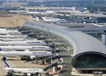 Fransa'da saldırı tehdidi: 6 havaalanı tahliye edildi