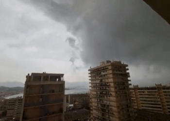 Fransa'ya bağlı Korsika Adası'nda dünkü 20 kadar bombalı saldırıyı bağımsızlık yanlıları üstlendi