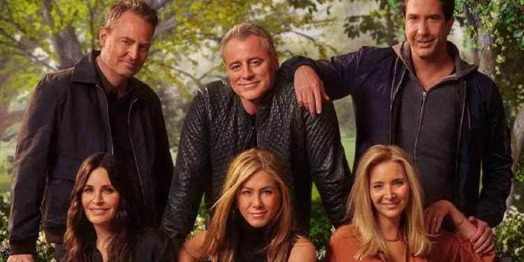 Friends ekibi Matthew Perry sessizliğini bozdu: Ailemizden birini kaybettik