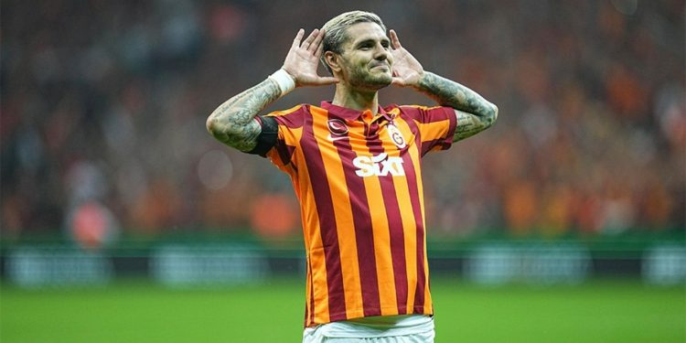 Galatasaray derbide kazanan taraf oldu, liderlik koltuğuna oturdu