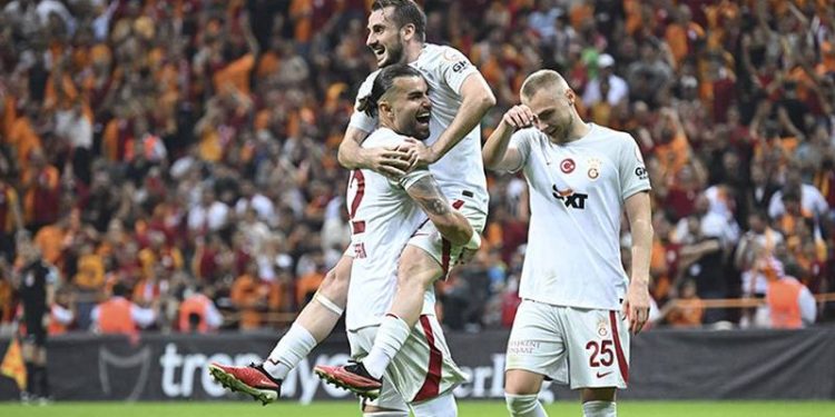 Galatasaray'da Kerem ve Abdülkerim'e büyük jest