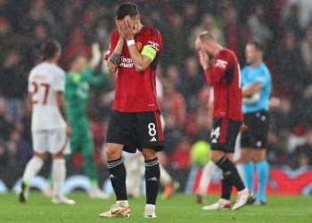 Galatasaray’ın zaferi İngiltere basınında: ‘Otuz yıl sonra Manchester United cehennemi gördü, fakat İstanbul’da değil kendi sahasında’