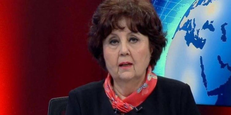 Gazeteci Ayşenur Arslan gözaltına alındı