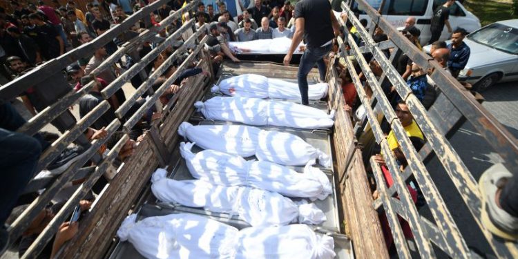 Gazze’de 1 milyon insan yerinden edildi; ölü sayısı 2 bin 800’ü aştı!