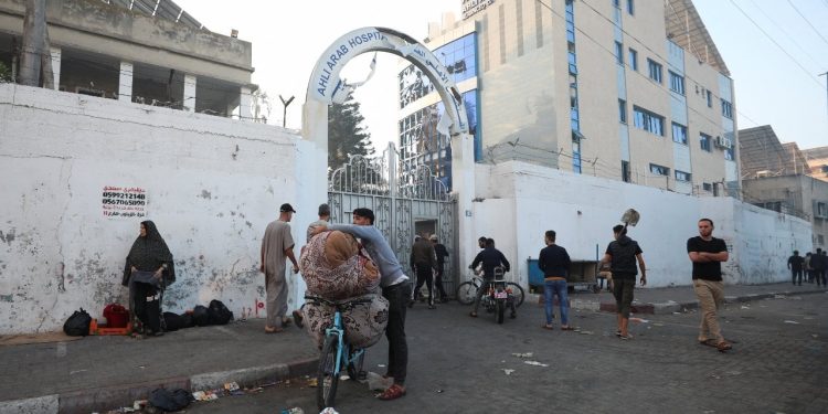 Gazze'de katliama sahne olan hastane hakkında neler biliniyor?