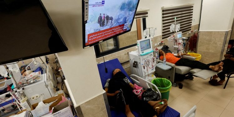 Gazze'de üç günlük yakıt kaldı: Hastaneler için bağış çağrısı