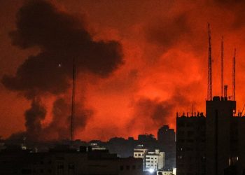 Gazze'nin dünyayla bağlantısı kesildi: 'İsrail katliama hazırlanıyor'