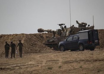 Gazze'ye nokta operasyonunda bir İsrail askeri öldü