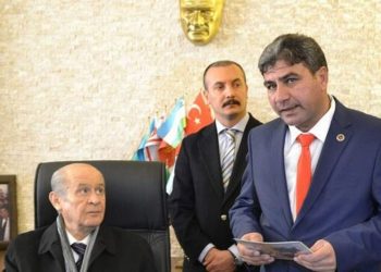 Hem AKP'den hem MHP'den istifa etmişti: Eski belediye başkanı göğsüne tabanca ile ateş ederek intihara teşebbüs etti!