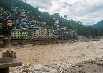 Hindistan'daki sel nedeniyle ölenlerin sayısı 40'a yükseldi: Kaybolanları arama çalışmaları sürüyor