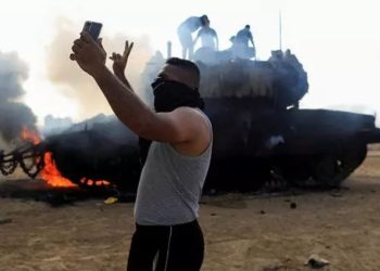 Hizbullah açıkladı: İsrail'in üç bölgesini toplar ve güdümlü füzelerle hedef aldık