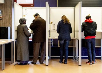 Hollanda’da kritik milletvekili seçimi 22 Kasım’da
