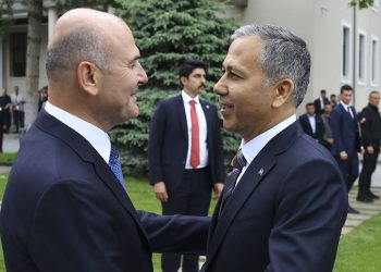 İçişleri Bakanlığı’ndan ‘çakar’ kararı