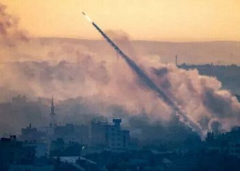 İngiltere'den, Lübnan'daki vatandaşlarına 'ülkeden ayrılın' tavsiyesi