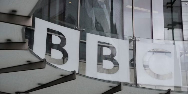 İsrail Cumhurbaşkanı'ndan Rishi Sunak'a BBC şikayeti: Hamas'ı 'terör örgütü' olarak tanısın