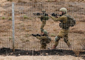 İsrail: Gazze sınır çitlerinin kontrolü ele geçirildi, yeni sızma olmadı: İki tarafta ölü sayısı 1500'ü geçti