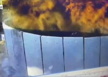 İsrail Gazze'nin Mısır'a açılan tek kapısını ikinci kez bombaladı