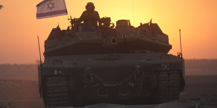 İsrail kara birlikleri Gazze'nin kuzeyine kısa süreli baskın düzenledi