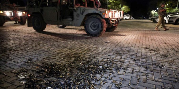 İsrail ordusu ağız değiştirdi: 'Bebeklerin kafası kesilmedi' demişti, şimdi de aksini iddia etti