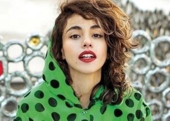 İsrailli şarkıcı Riff Cohen İstanbul konserini iptal etti