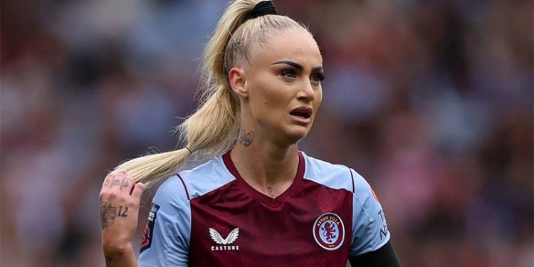 İsviçreli futbolcu Alisha Lehmann'a ahlaksız teklif!