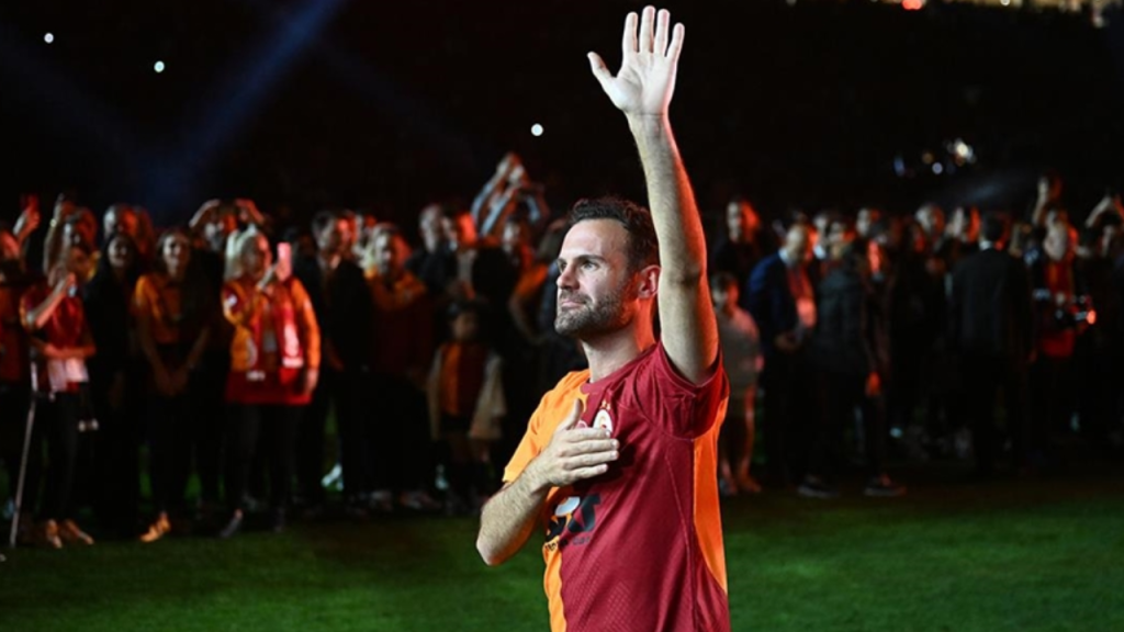 Juan Mata'dan, Manchester United-Galatasaray maçı yorumu: 'Keşke' dedim