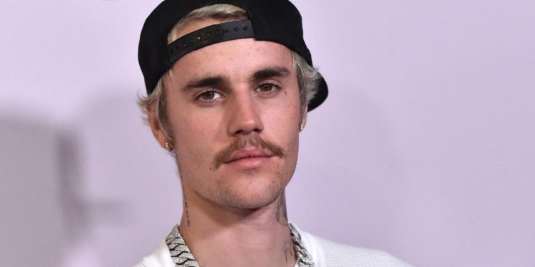 Justin Bieber'den tuhaf paylaşım: Gazze'nin fotoğrafını kullanarak İsrail için dua istedi