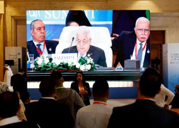 Kahire Barış Zirvesi başladı | Mahmud Abbas: Gitmeyeceğiz, topraklarımızda kalacağız