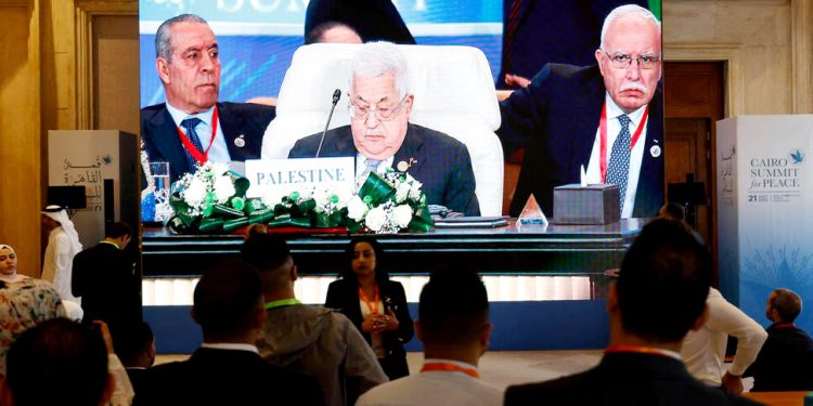 Kahire Barış Zirvesi başladı | Mahmud Abbas: Gitmeyeceğiz, topraklarımızda kalacağız