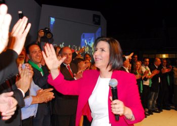 Kuzey Kıbrıs’ın eski başbakanı Sibel Siber gözaltına alındı