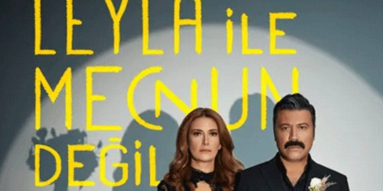 'Leyla ile Mecnun Değil', Türkiye turnesine çıkıyor