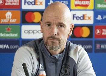 Manchester United teknik direktörü Erik ten Hag: Galatasaray'ın kalitesini savunmamız gerekiyor