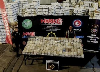 Mersin Limanı’nda, muz kolileri içinde 610 kilo kokain ele geçirildi