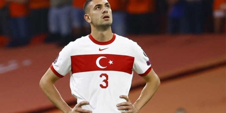 Milli futbolcu Merih Demiral'dan kötü haber!