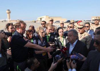 Mısır: Refah Kapısı açık, Gazze'ye yardımların girmesini İsrail kabul etmiyor