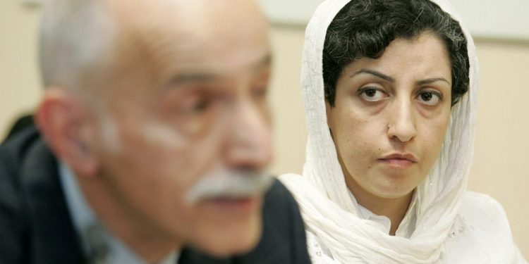Nobel Barış Ödülü İranlı aktivist Nergis Muhammedi'ye verildi