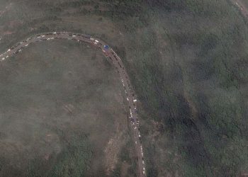 Nüfusun neredeyse tamamı kaçtıktan sonra: Azerbaycan'dan Karabağ'daki Ermenilere inanç ve dil serbestisi