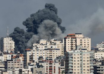 Onlarca İsrailli asker rehin alındı iddiası: Dünyadan itidal çağrıları sürüyor, İsrail'de OHAL ilan edildi