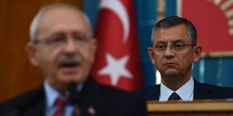 Özgür Özel, grup başkanlığını ‘fiilen’ bırakacak