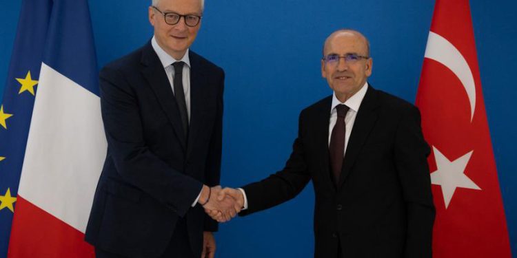 Para arayışı sürüyor; Mehmet Şimşek’in yeni durağı Körfez ülkeleri olacak