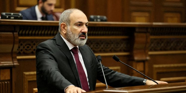 Paşinyan: Azerbaycan'la 2023 bitmeden barış anlaşması imzalamaya hazırız