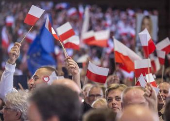 Polonya’da değişim rüzgarları: İktidar hükümeti kuracak çoğunluğa ulaşamadı