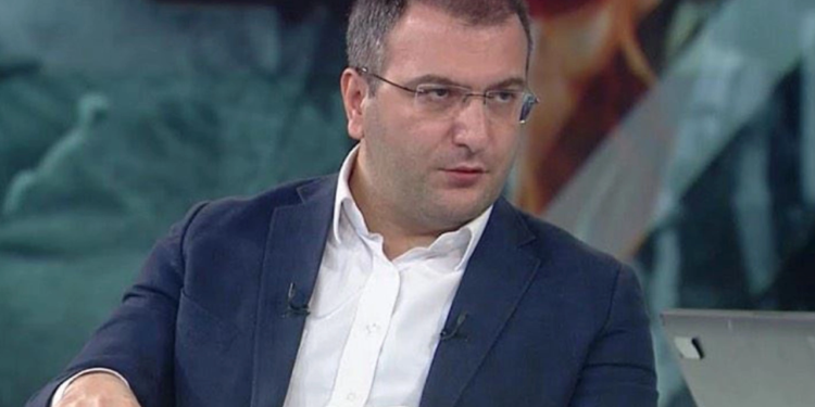 Rakam verdi: AKP'ye yakınlığıyla bilinen Cem Küçük'ün asgari ücret tahmini dikkat çekti