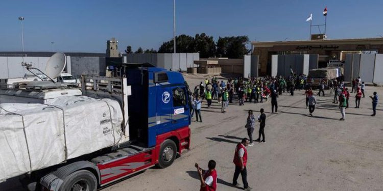 Refah Sınır Kapısı açıldı, yardım konvoyları Gazze’ye gidiyor